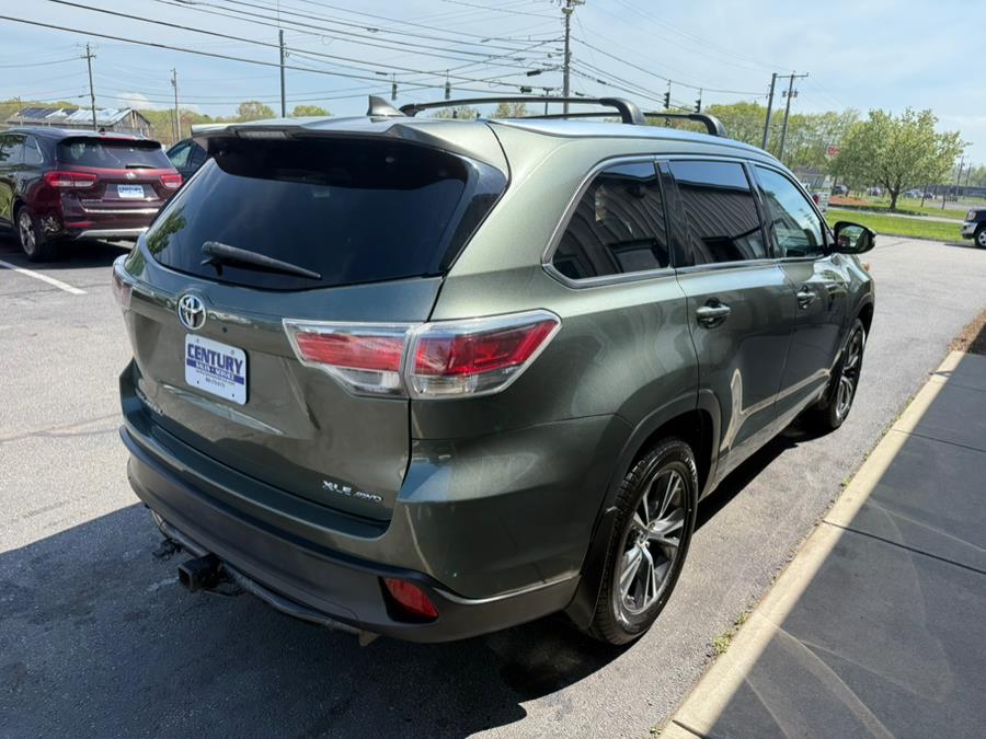 2016 Toyota Highlander AWD 4dr V6 XLE (Natl) photo