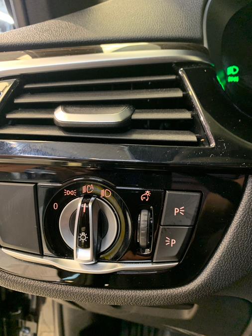 2022 BMW 5-Series 530i xDrive Sedan photo