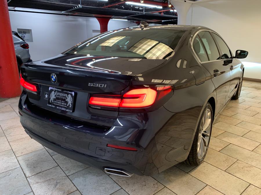 2022 BMW 5-Series 530i xDrive Sedan photo