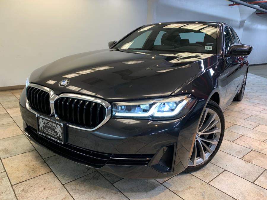 2022 BMW 5-Series 530i xDrive Sedan photo