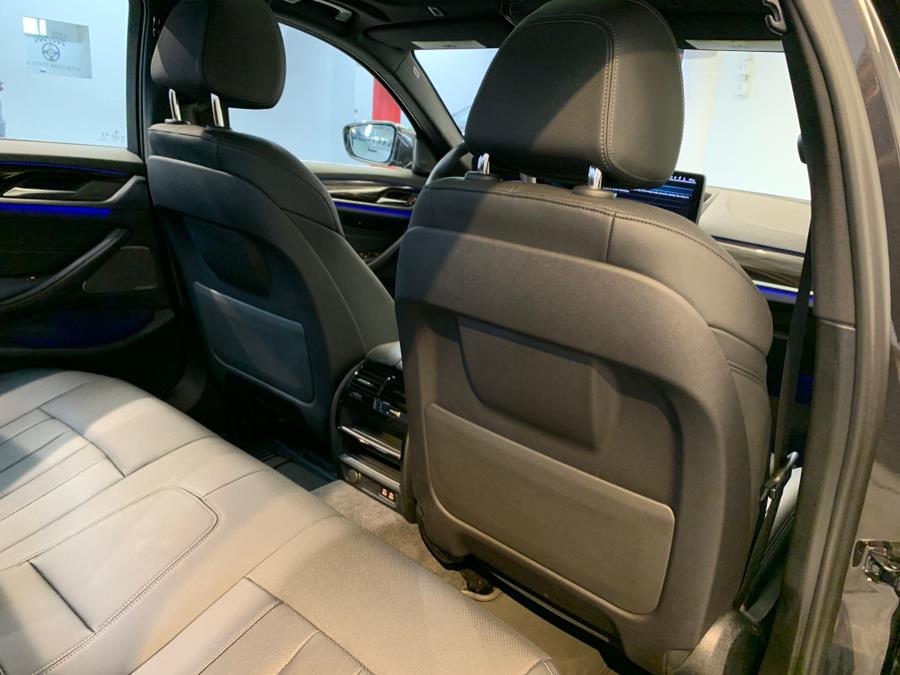 2022 BMW 5-Series 530i xDrive Sedan photo