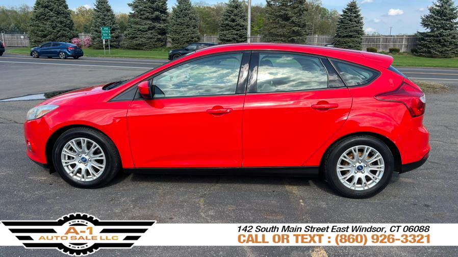 2012 Ford Focus SE photo