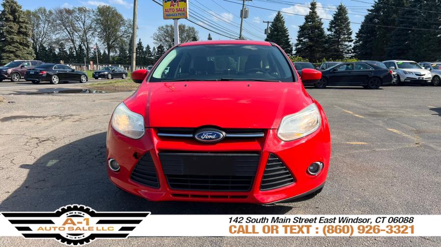 2012 Ford Focus SE photo