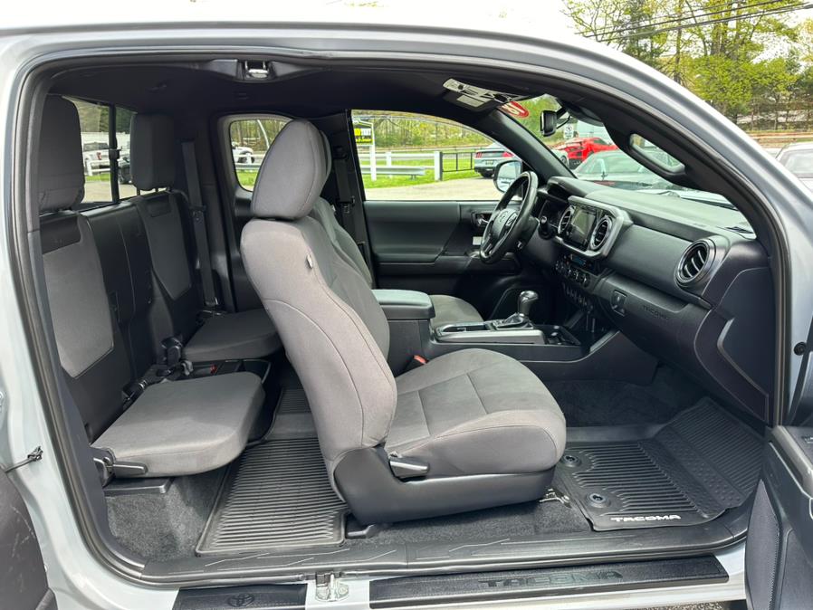 2018 Toyota Tacoma TRD Off Road Access Cab 6'' Be photo