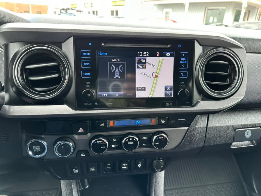 2018 Toyota Tacoma TRD Off Road Access Cab 6'' Be photo