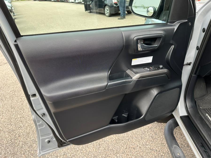 2018 Toyota Tacoma TRD Off Road Access Cab 6'' Be photo