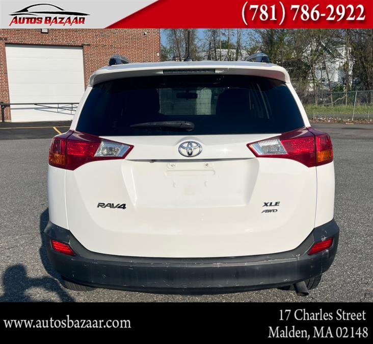 2015 Toyota RAV4 AWD 4dr XLE (Natl) photo