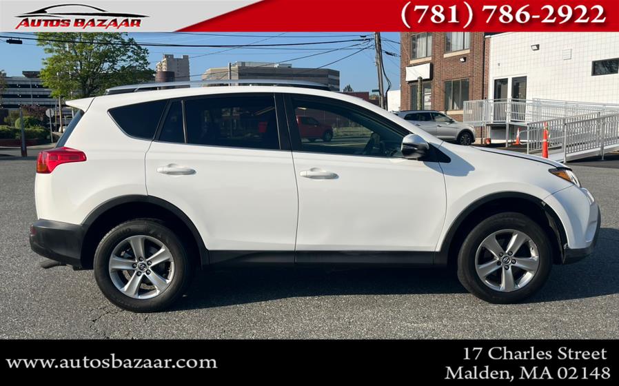 2015 Toyota RAV4 AWD 4dr XLE (Natl) photo