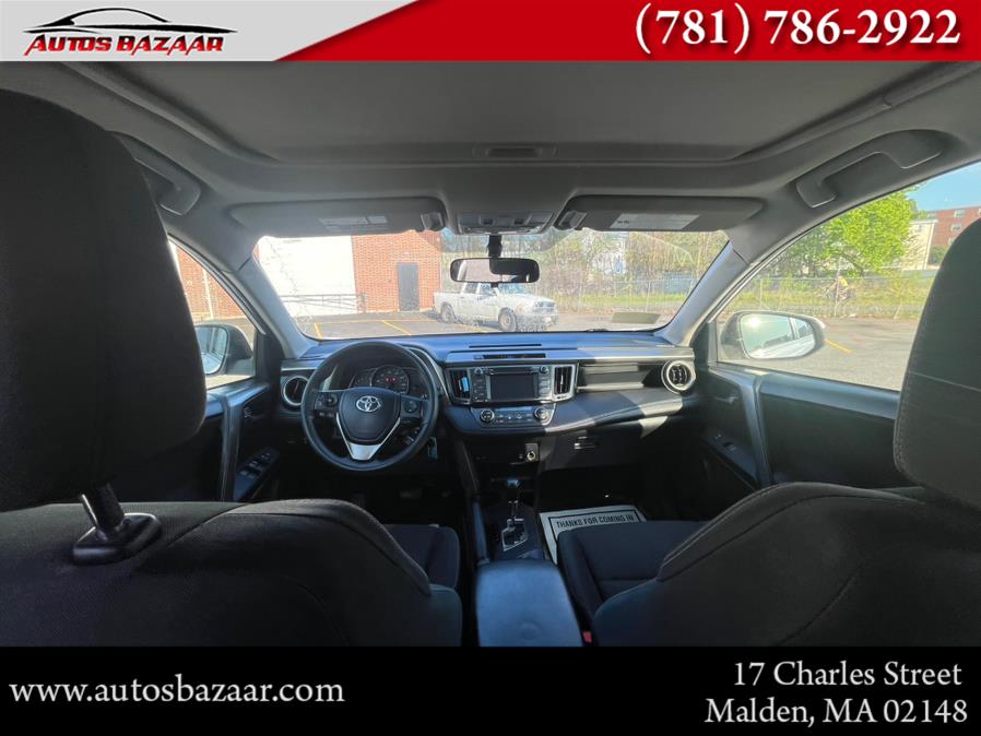 2015 Toyota RAV4 AWD 4dr XLE (Natl) photo