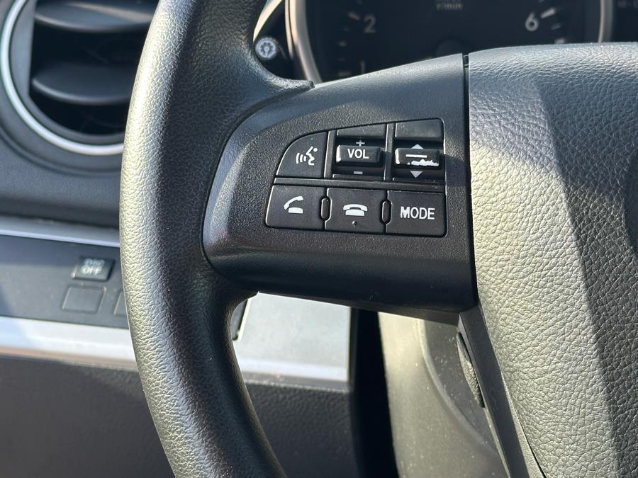 2011 Mazda Mazda3 i Touring photo
