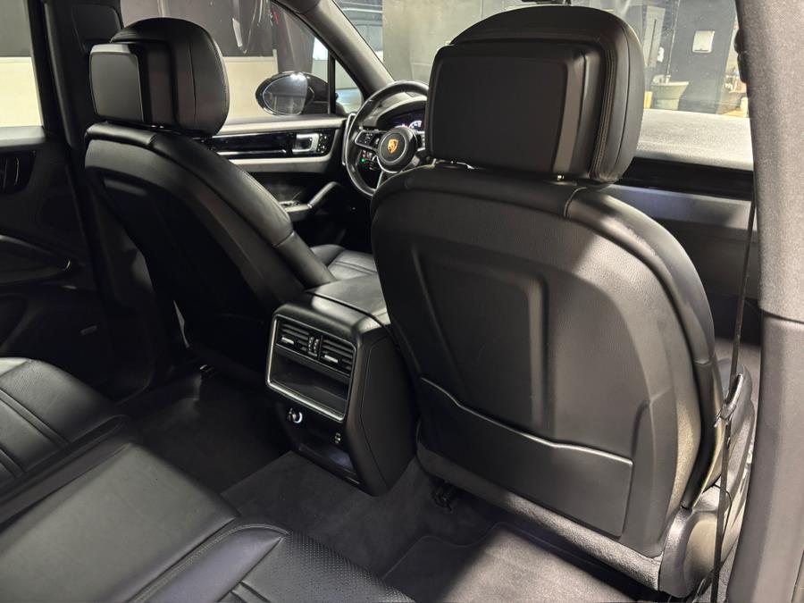 2019 Porsche Cayenne AWD photo