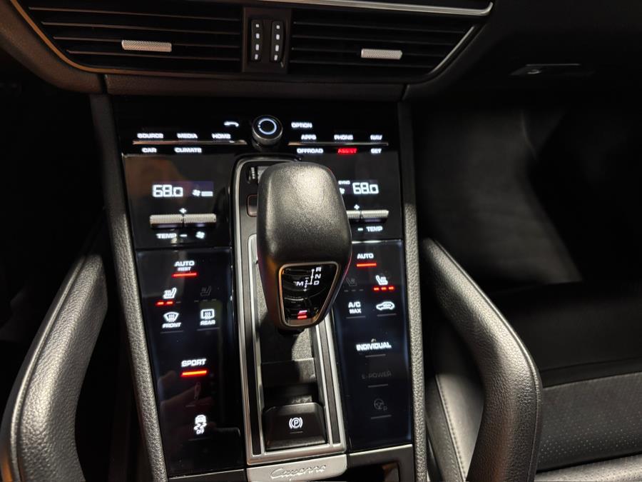 2019 Porsche Cayenne AWD photo