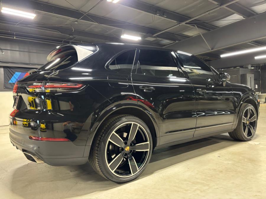 2019 Porsche Cayenne AWD photo