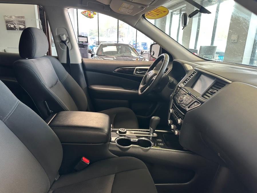 2020 Nissan Pathfinder 4x4 SV photo
