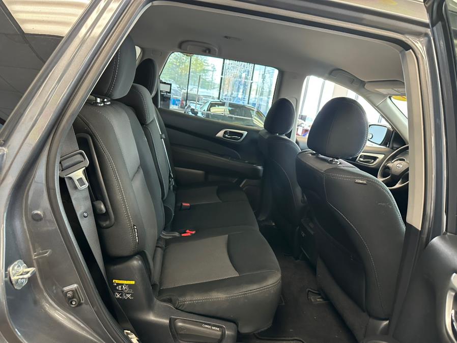 2020 Nissan Pathfinder 4x4 SV photo
