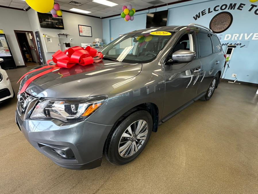 2020 Nissan Pathfinder 4x4 SV photo