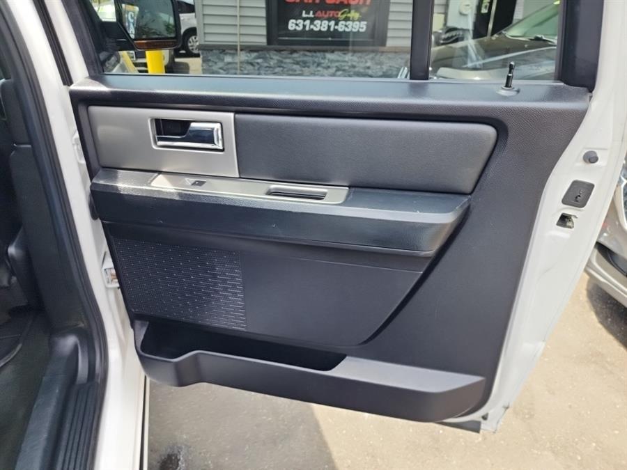 2017 Ford Expedition EL Limited 4x4 photo