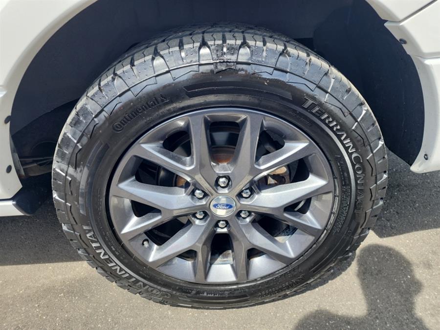 2017 Ford Expedition EL Limited 4x4 photo