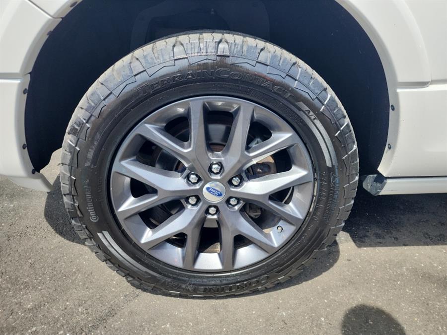 2017 Ford Expedition EL Limited 4x4 photo