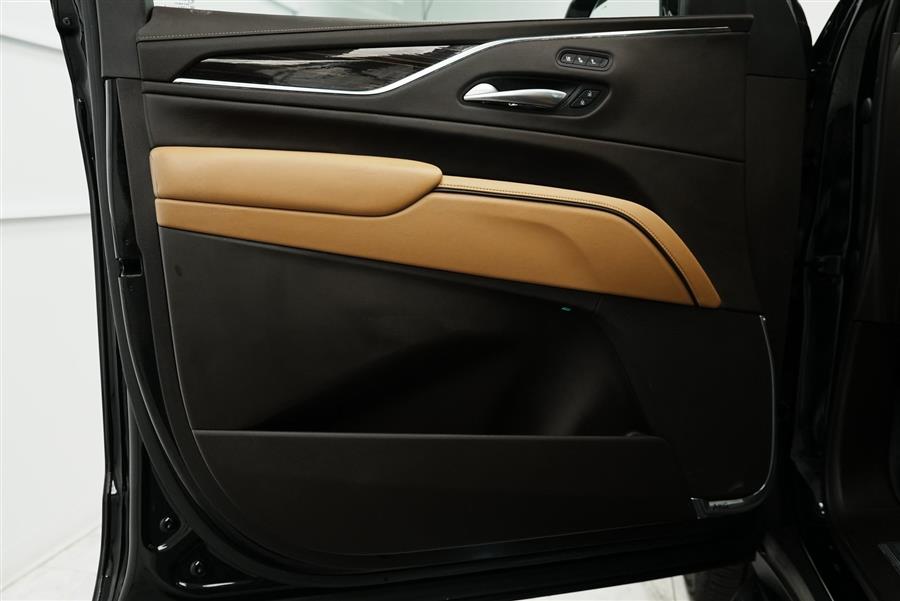 2021 Cadillac Escalade ESV Premium photo