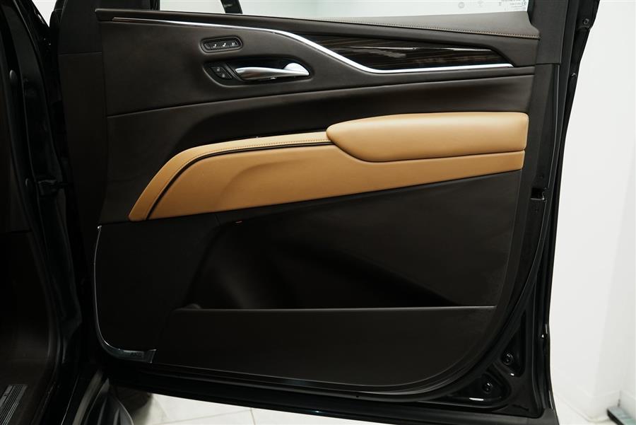 2021 Cadillac Escalade ESV Premium photo