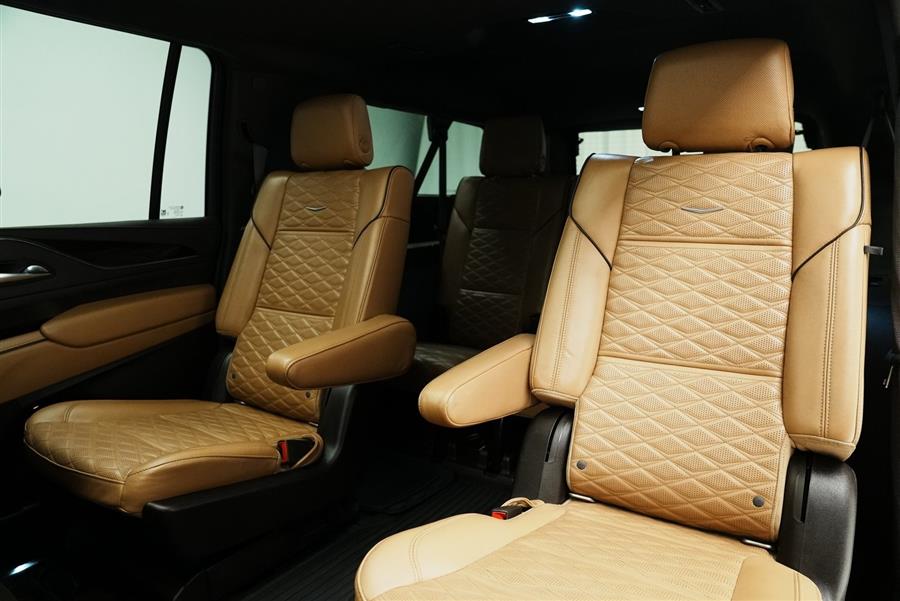 2021 Cadillac Escalade ESV Premium photo