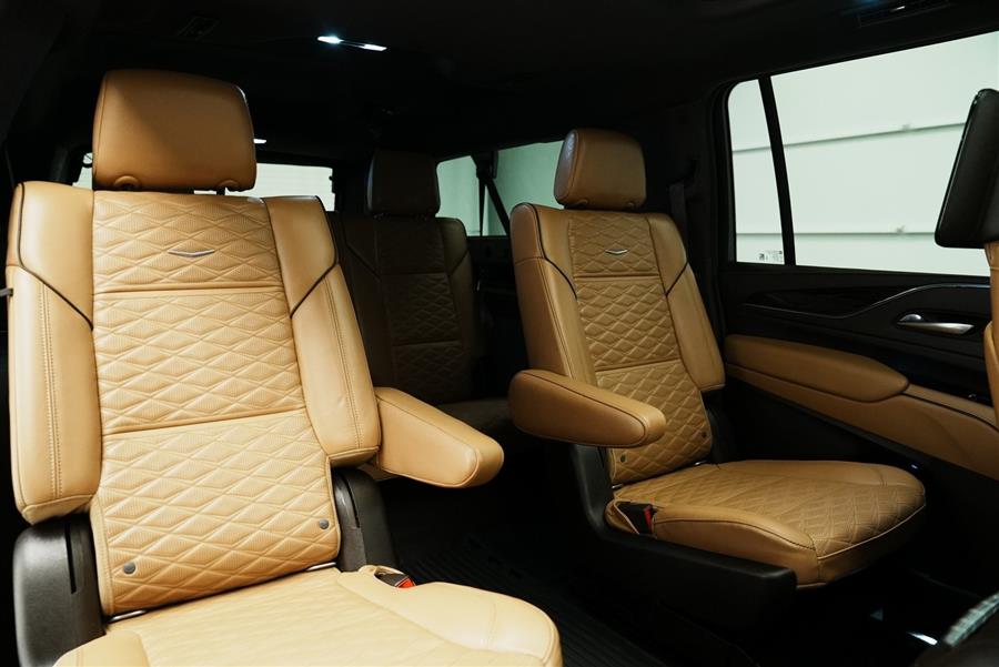 2021 Cadillac Escalade ESV Premium photo