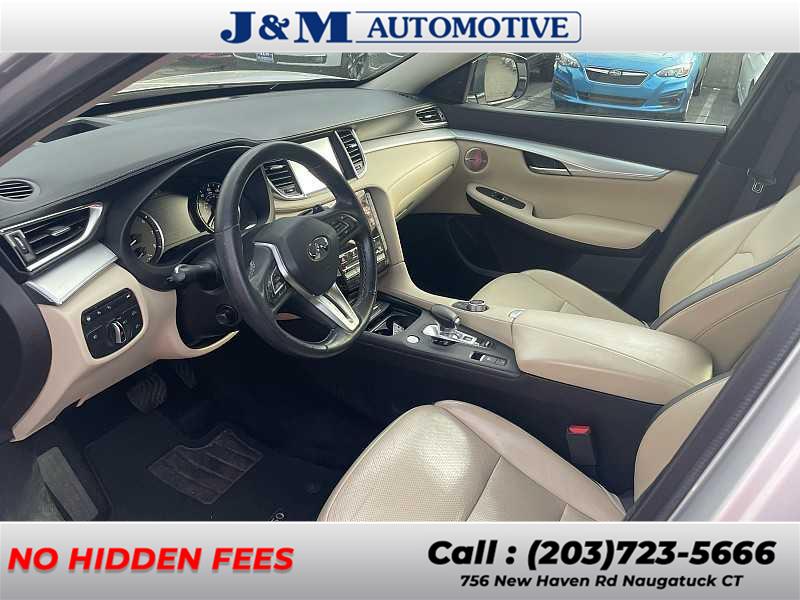 2019 Infiniti QX50 ESSENTIAL photo