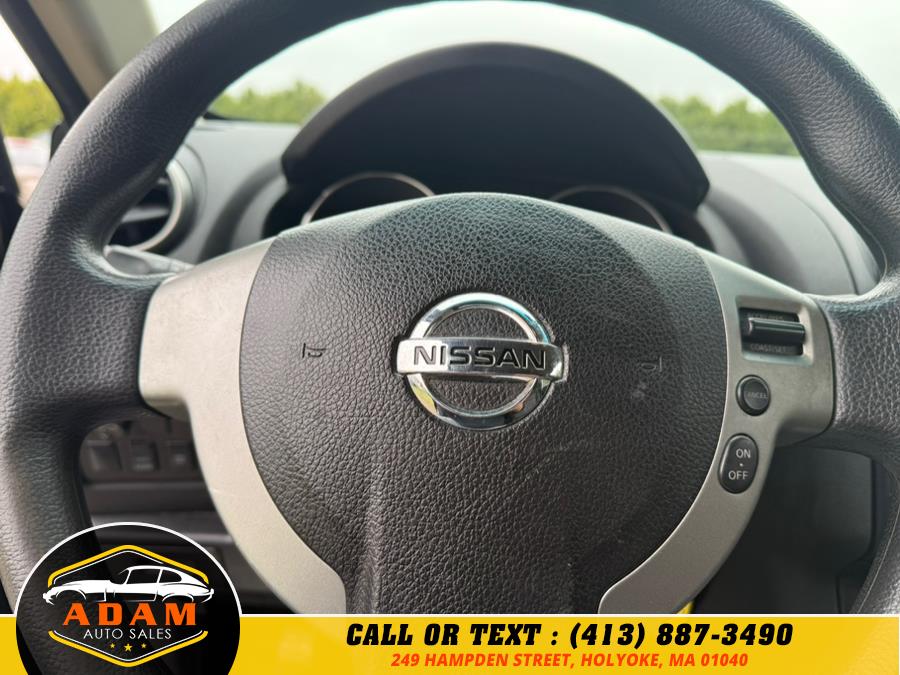 2010 Nissan Rogue S photo