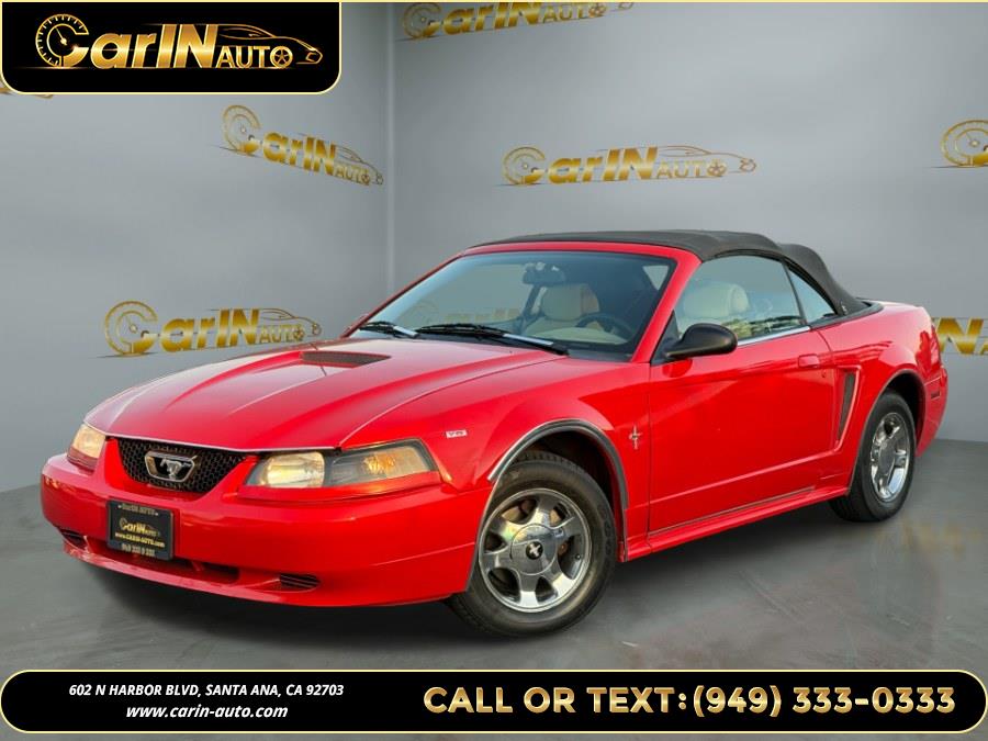2000 Ford Mustang photo