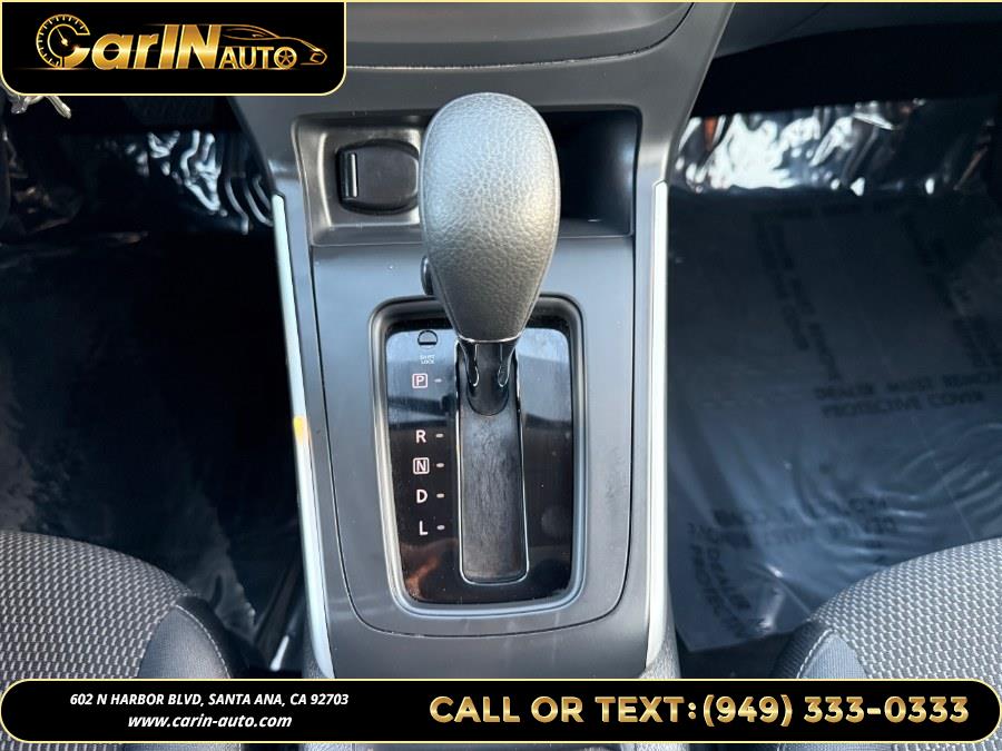 2016 Nissan Sentra 4dr Sdn I4 CVT S photo