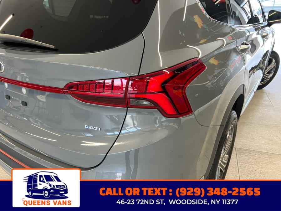 2022 Hyundai Santa Fe SEL AWD photo
