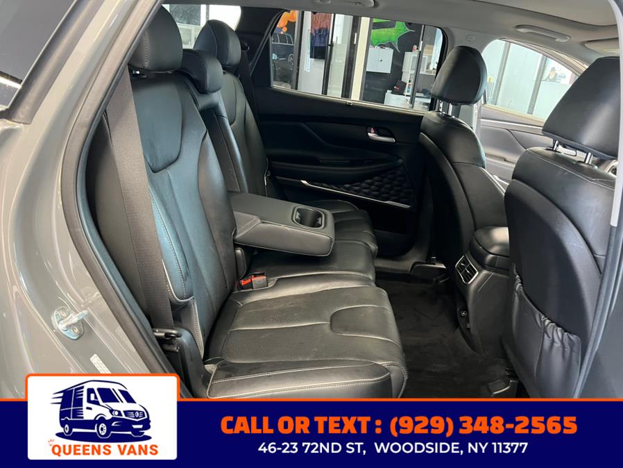 2022 Hyundai Santa Fe SEL AWD photo