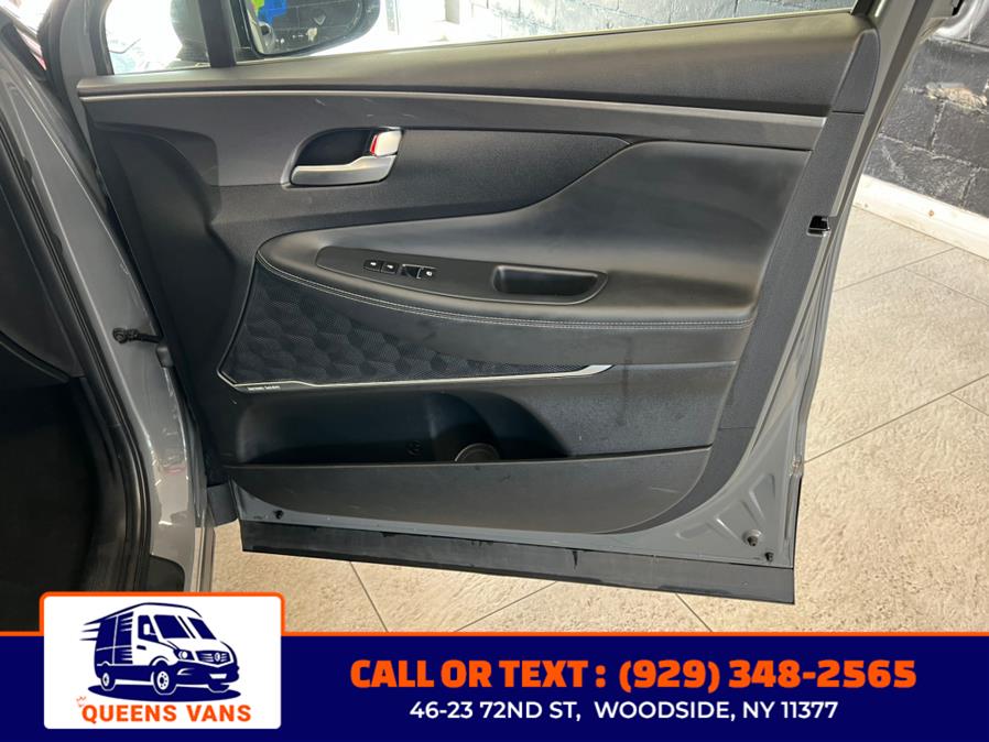 2022 Hyundai Santa Fe SEL AWD photo