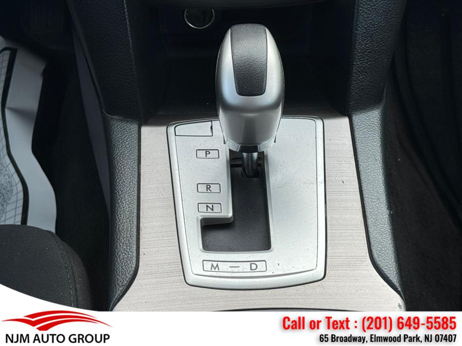 2013 Subaru Legacy 2.5i photo