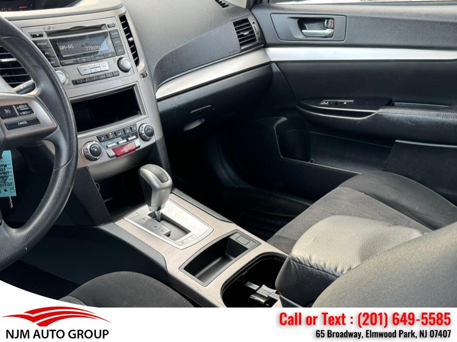 2013 Subaru Legacy 2.5i photo