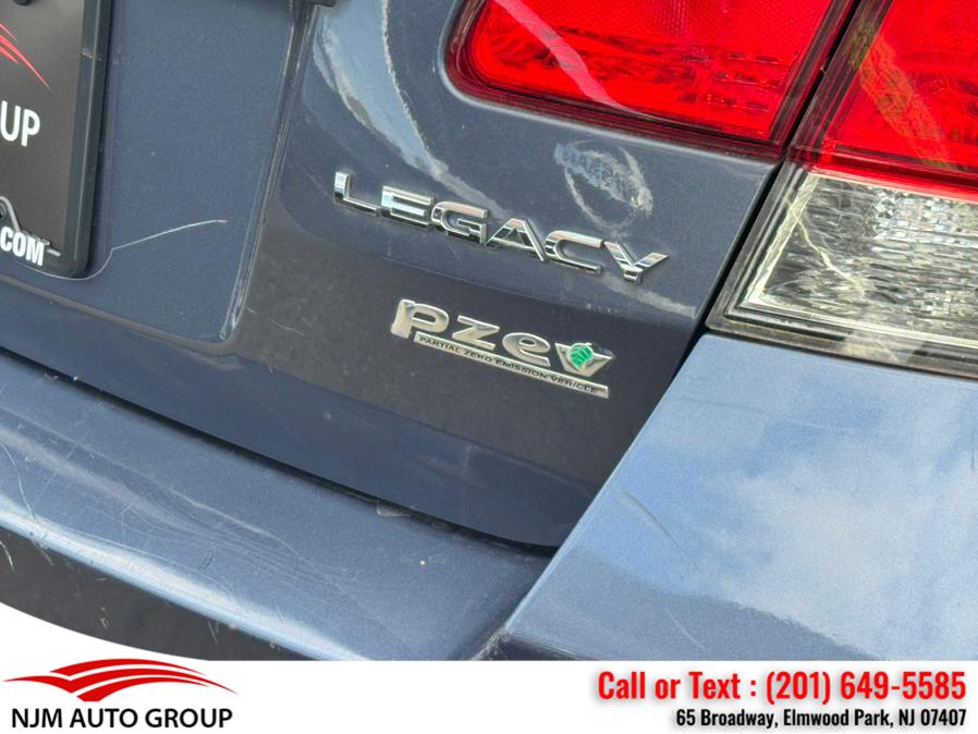 2013 Subaru Legacy 2.5i photo
