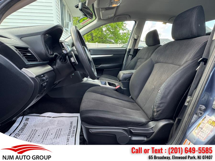 2013 Subaru Legacy 2.5i photo