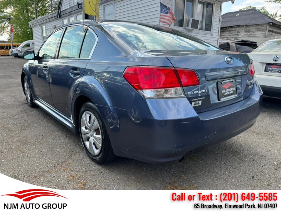 2013 Subaru Legacy 2.5i photo