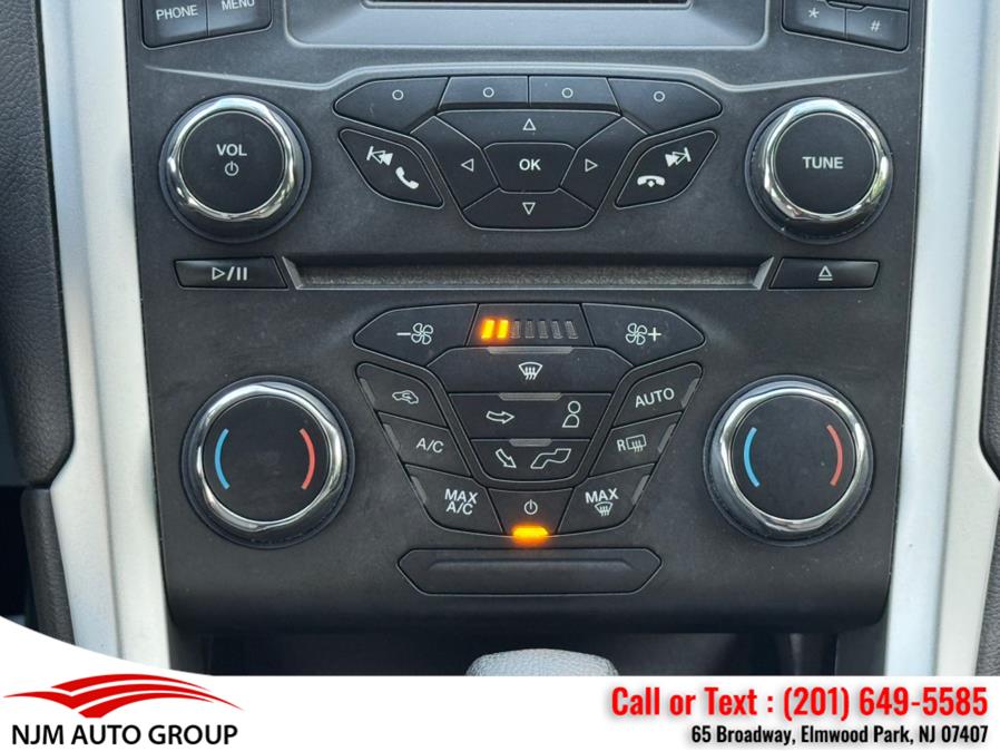 2016 Ford Fusion 4dr Sdn S Hybrid FWD photo