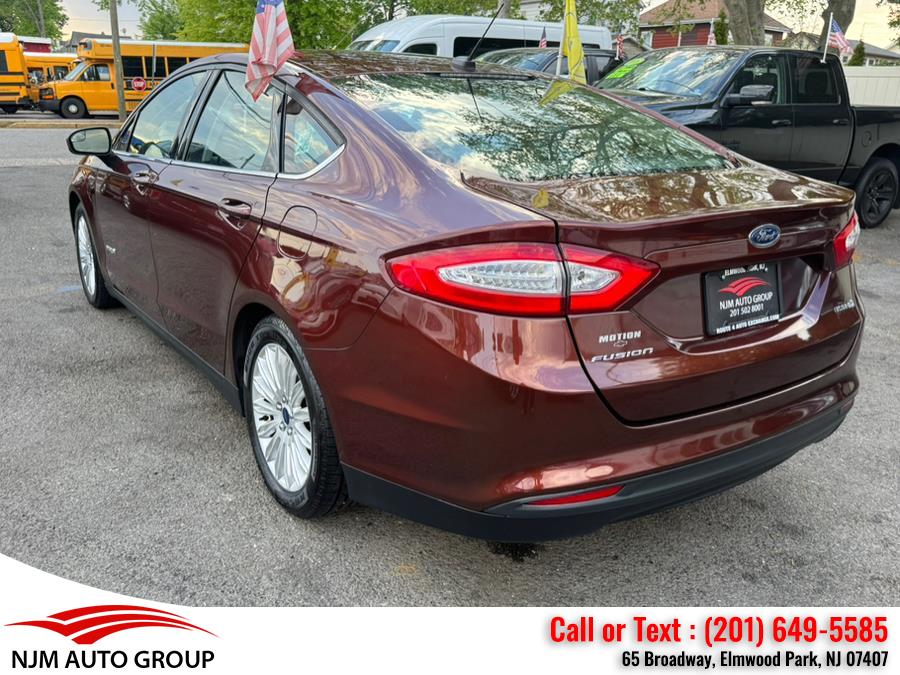2016 Ford Fusion 4dr Sdn S Hybrid FWD photo