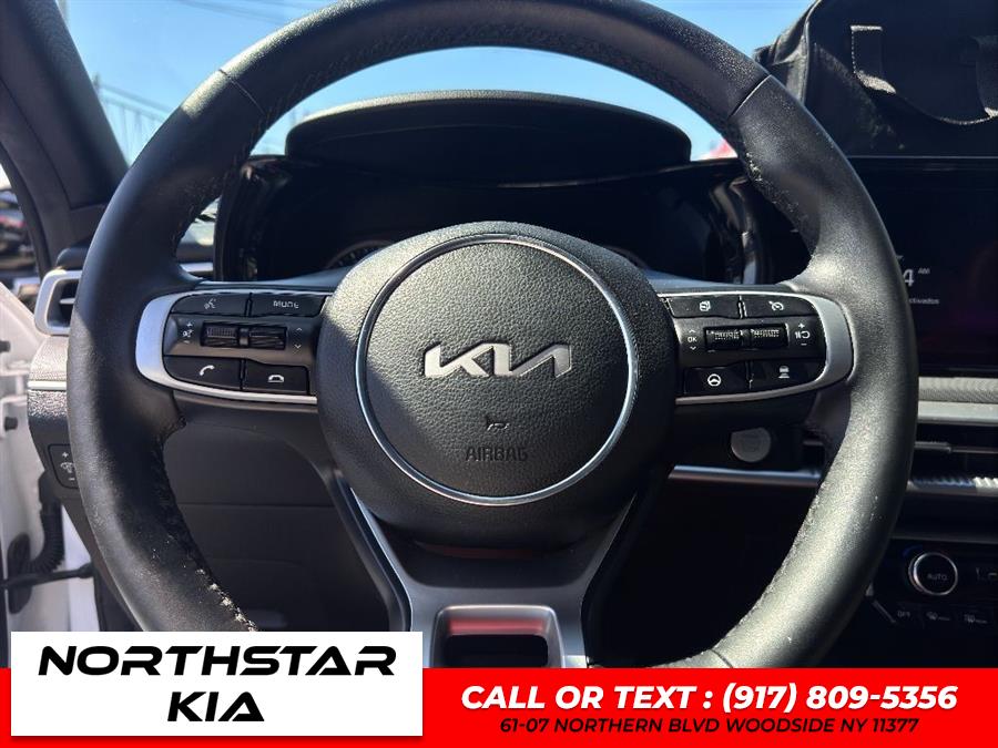 2023 Kia K5 GT-Line photo