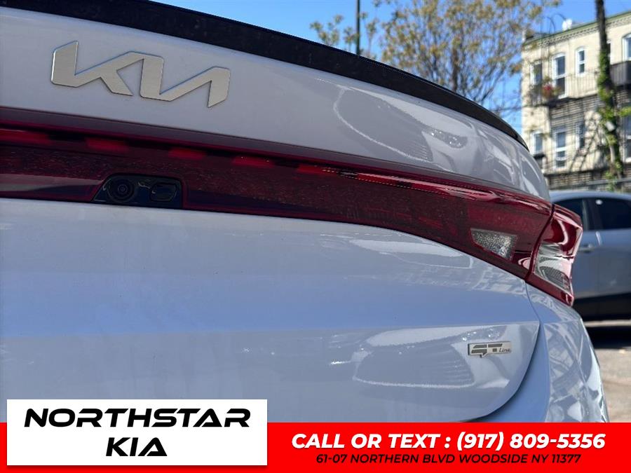 2023 Kia K5 GT-Line photo