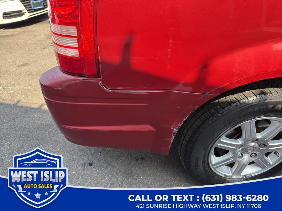 2008 Chrysler Town & Country Touring photo