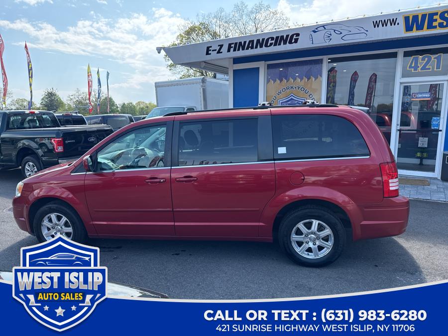 2008 Chrysler Town & Country Touring photo