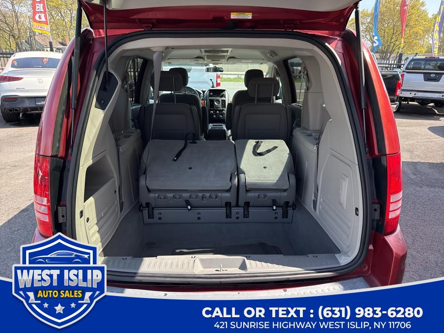 2008 Chrysler Town & Country Touring photo