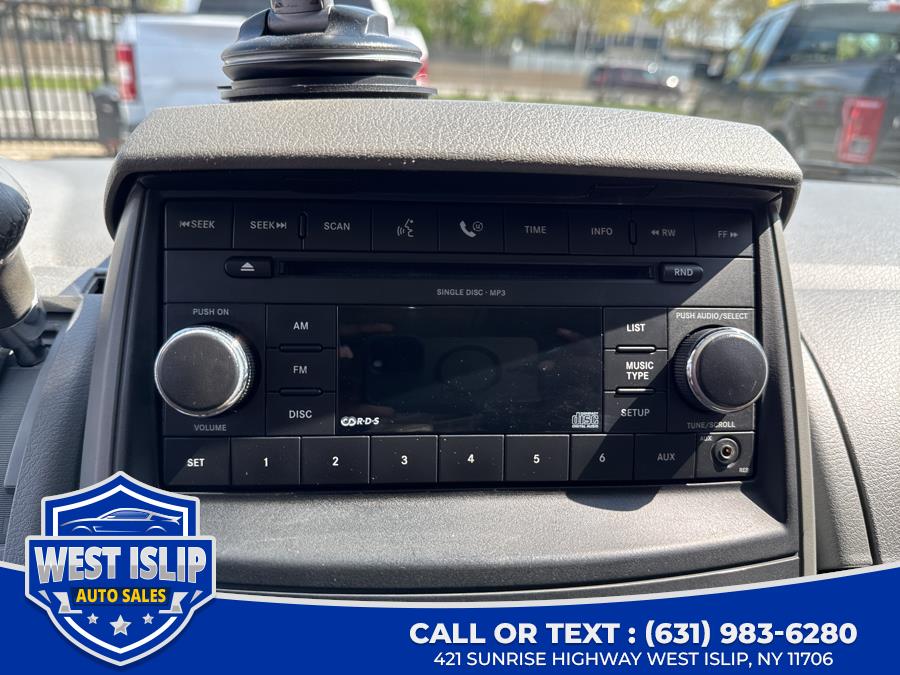 2008 Chrysler Town & Country Touring photo