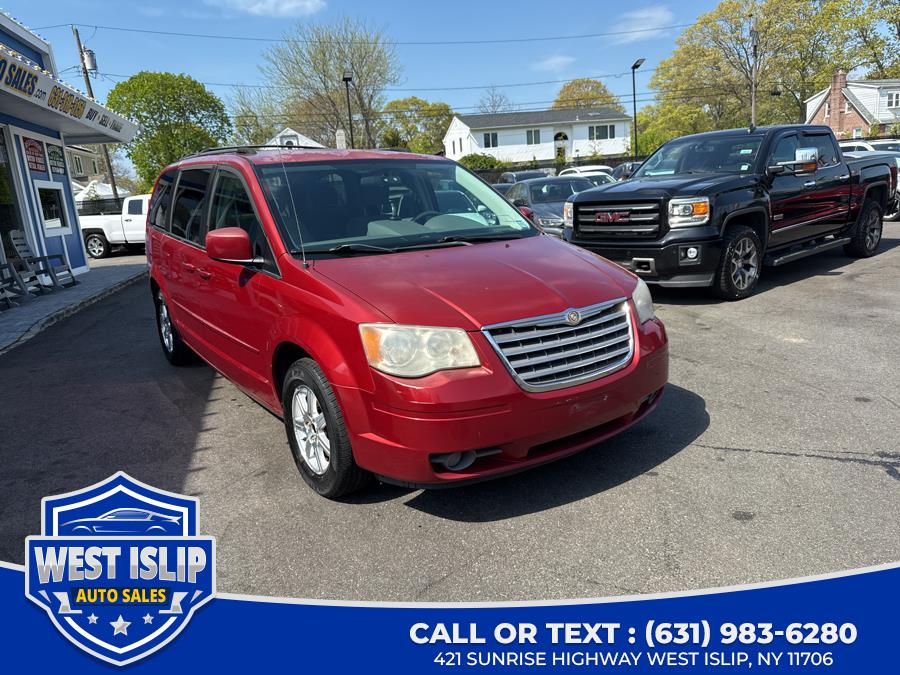 2008 Chrysler Town & Country Touring photo