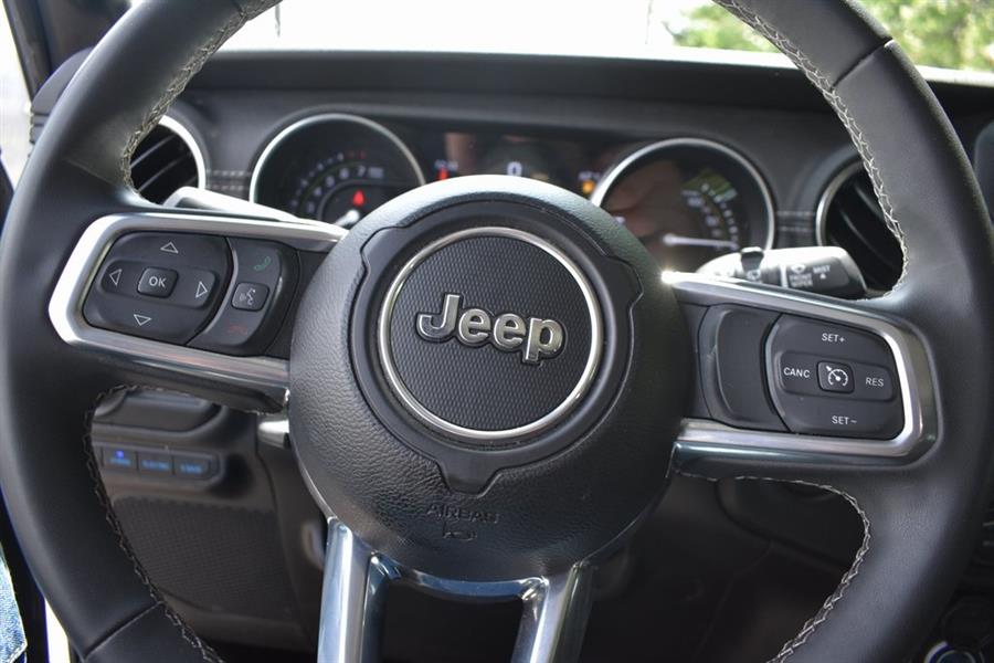 2023 Jeep Wrangler Sahara 4xe photo