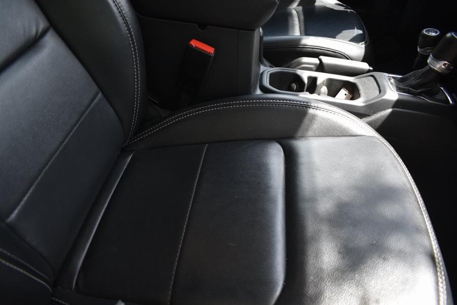 2023 Jeep Wrangler Sahara 4xe photo